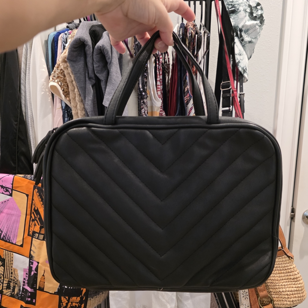 Black Quilted Unisex Bath & Body Bag - Vegan Leather, Brand New